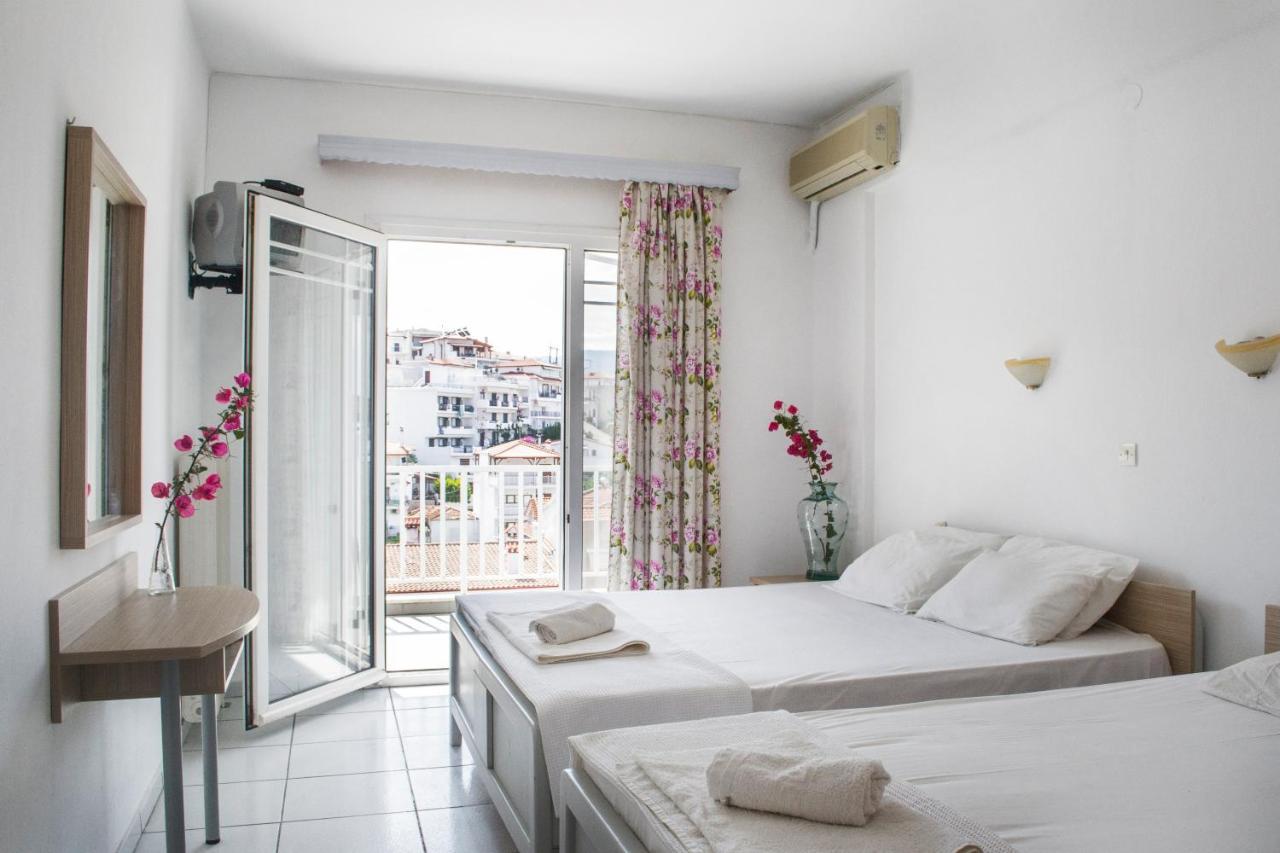 Hotel Clio Neos Marmaras Buitenkant foto