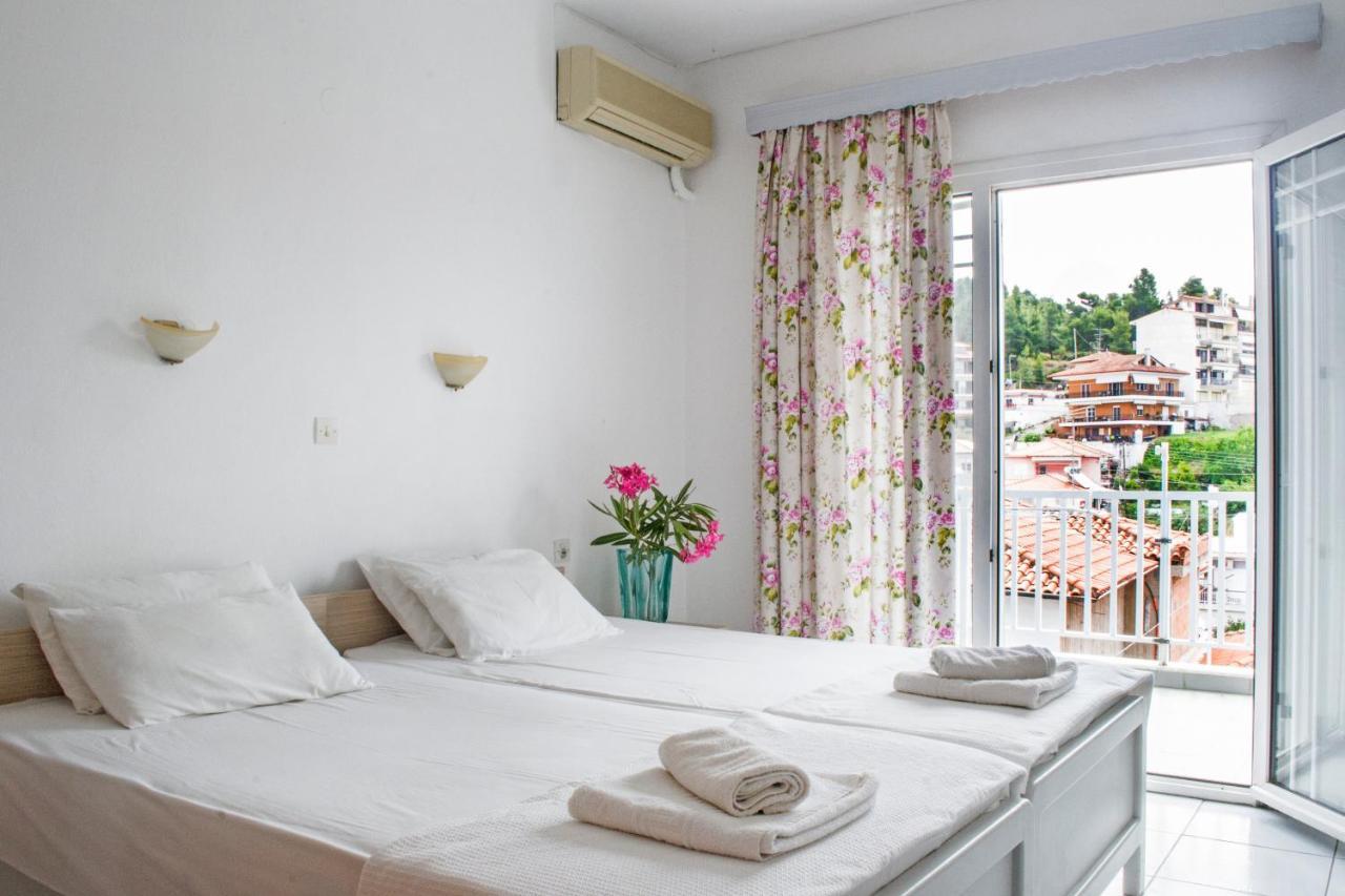 Hotel Clio Neos Marmaras Buitenkant foto